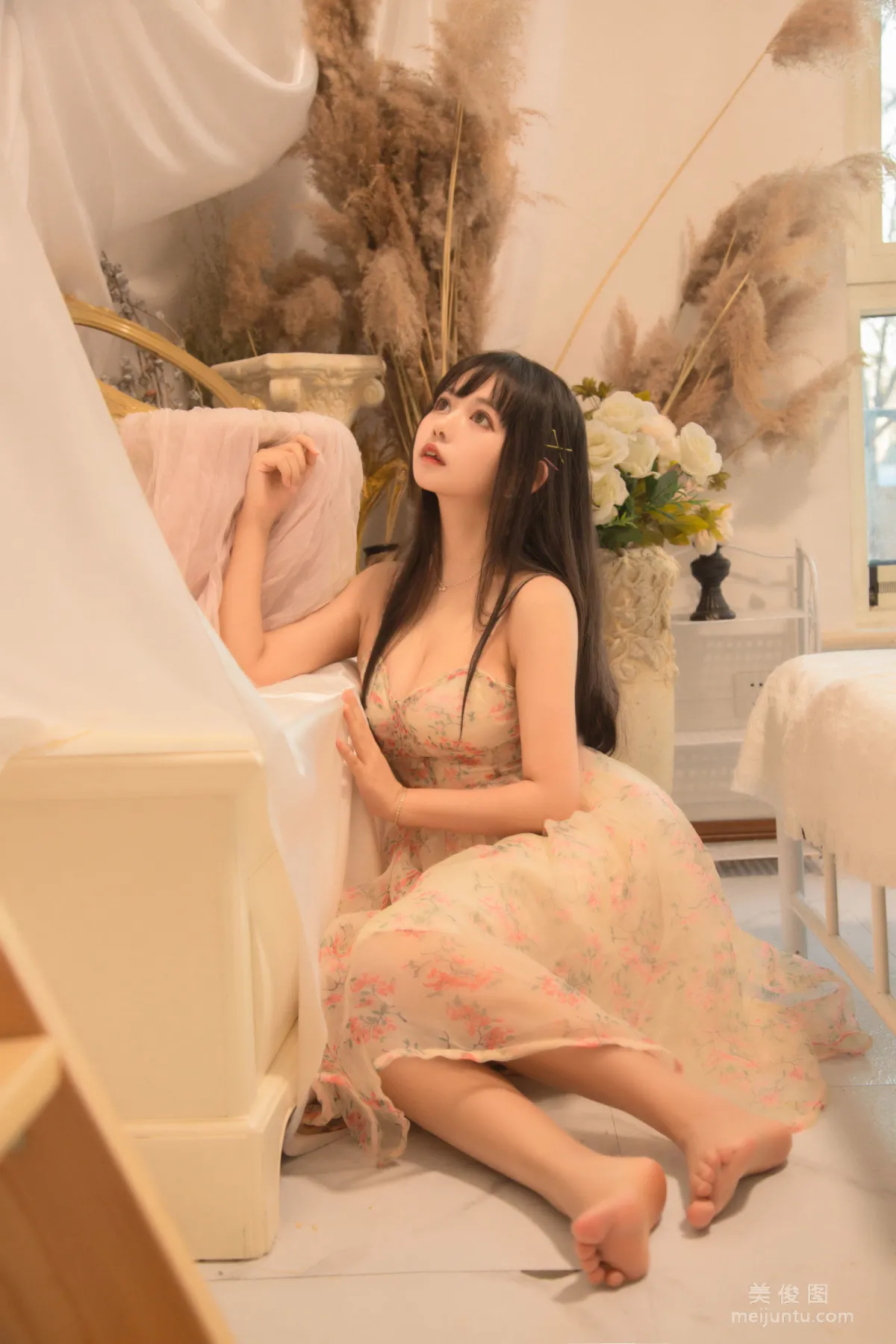 大眼Coser黑貓貓OvO 《good morning + good night》 寫真集 24