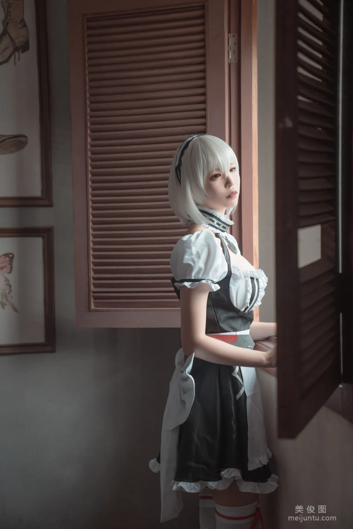 [美女Coser] 爱老师_PhD  《天狼星》 写真集9