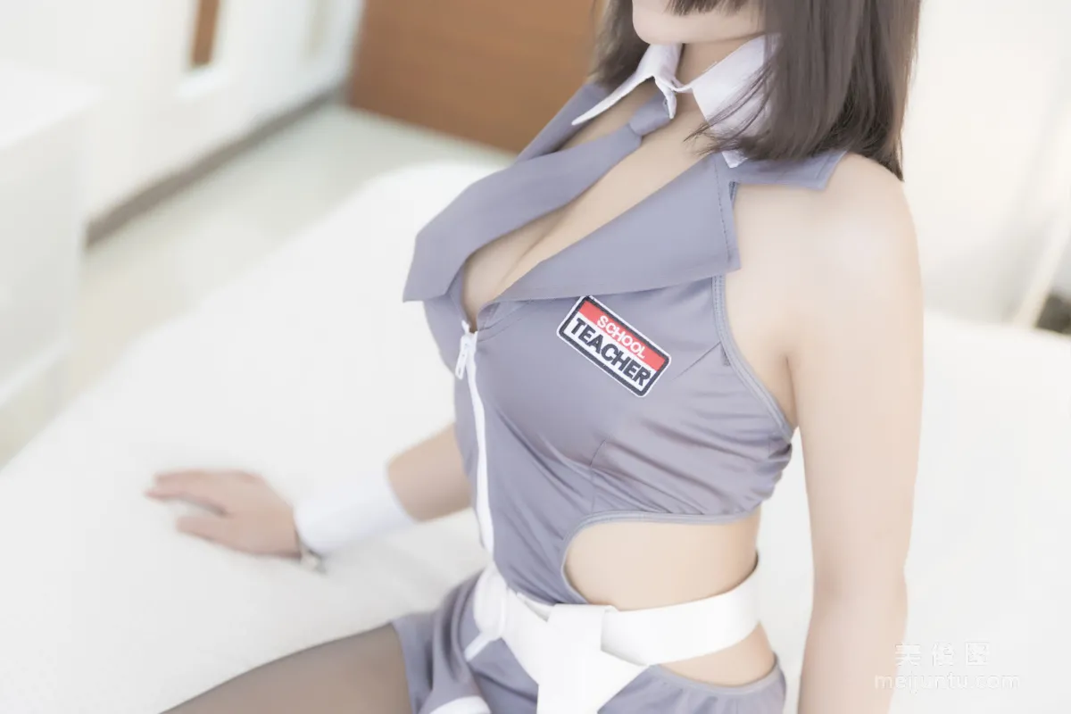 [Web Idols Coser] Baozou Mozi, Black Stockings Uniform Photo Set photo 24
