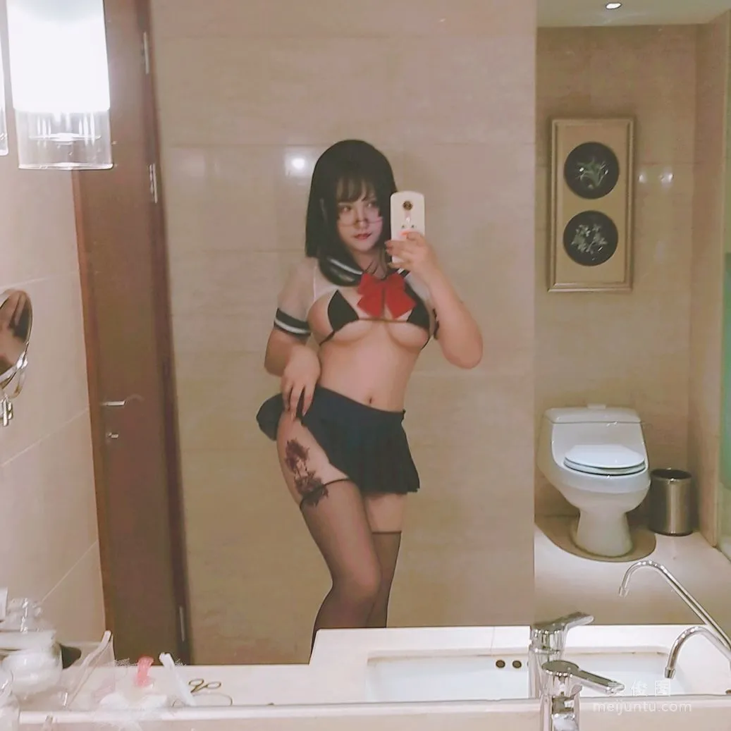 夏鴿鴿不想起床 《透明jk》 寫真集 34