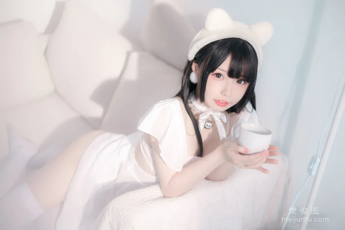 COSER十万珍吱伏特 《睡裙》 写真集12