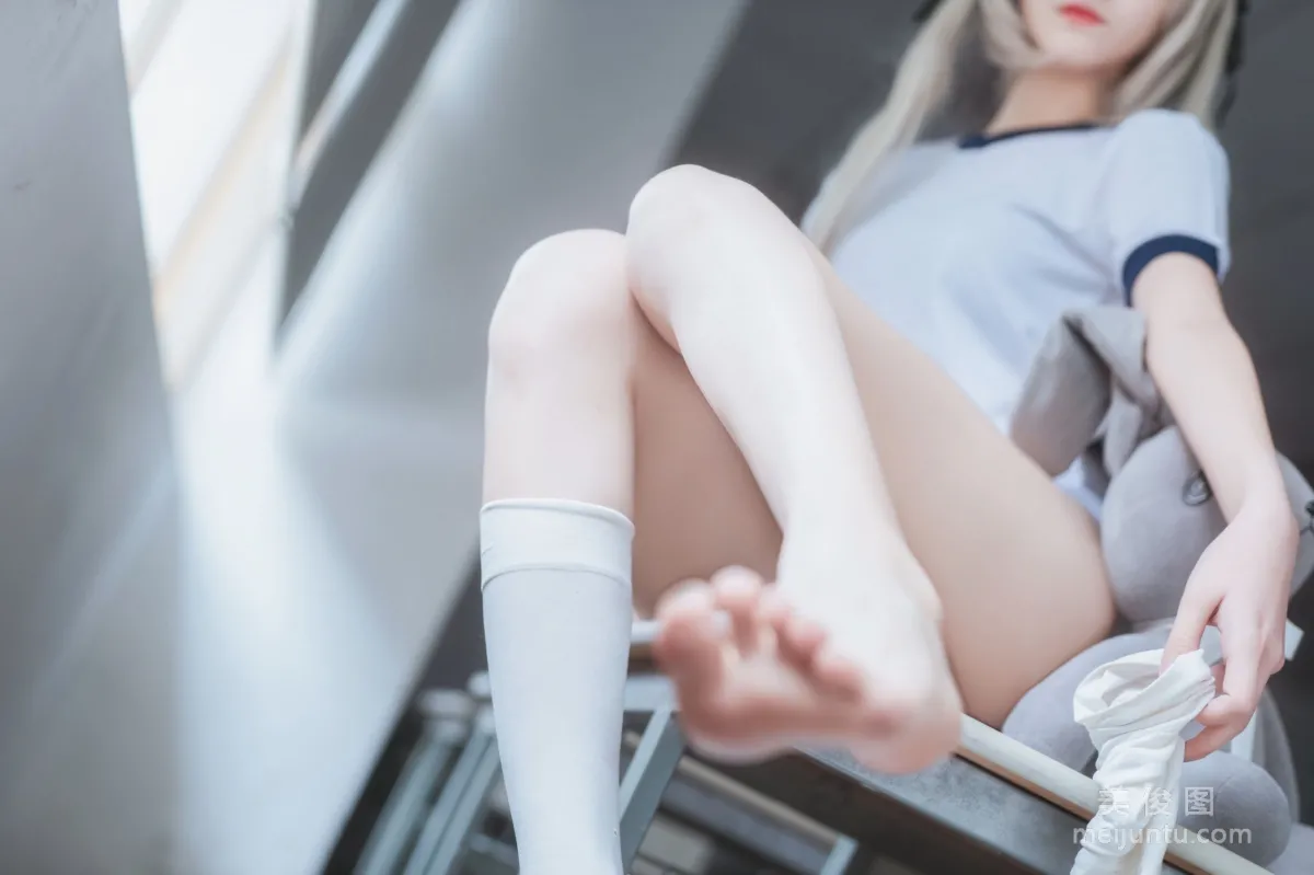 南桃Momoko 《春日野穹体操服》 写真集3