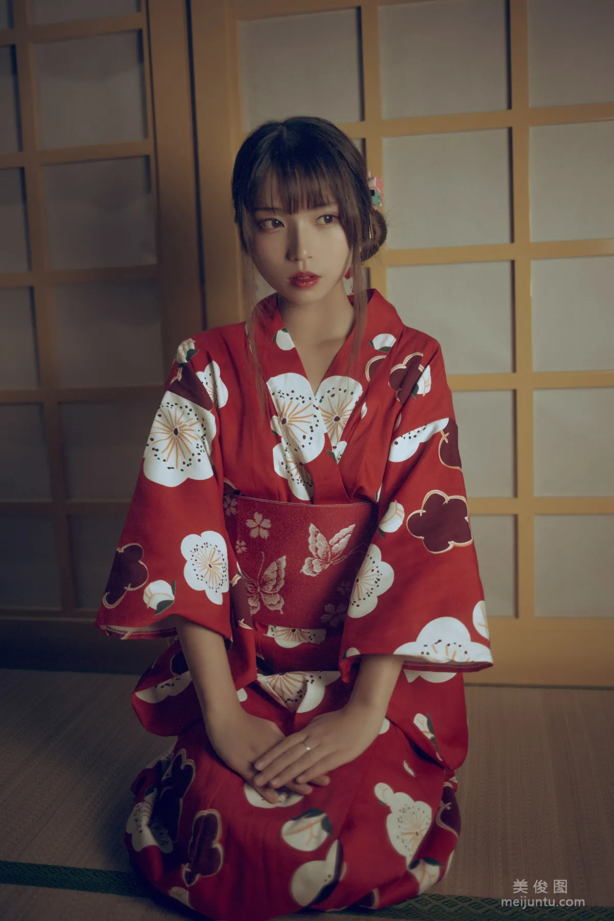 白易子教主 《H系》 写真集23