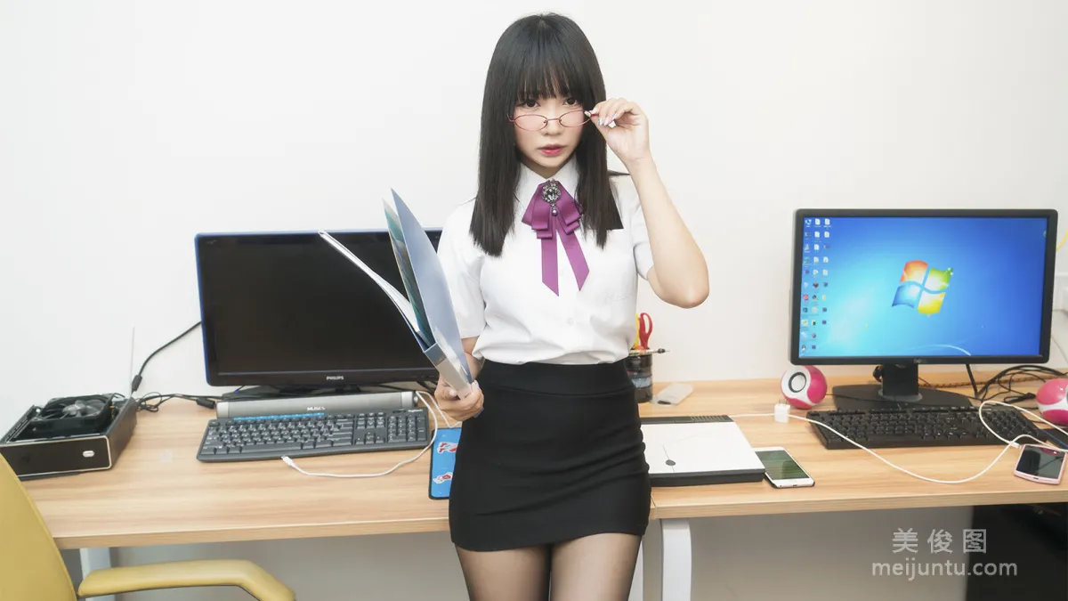 銘銘Kizami 《前輩S大課堂》 寫真集 26