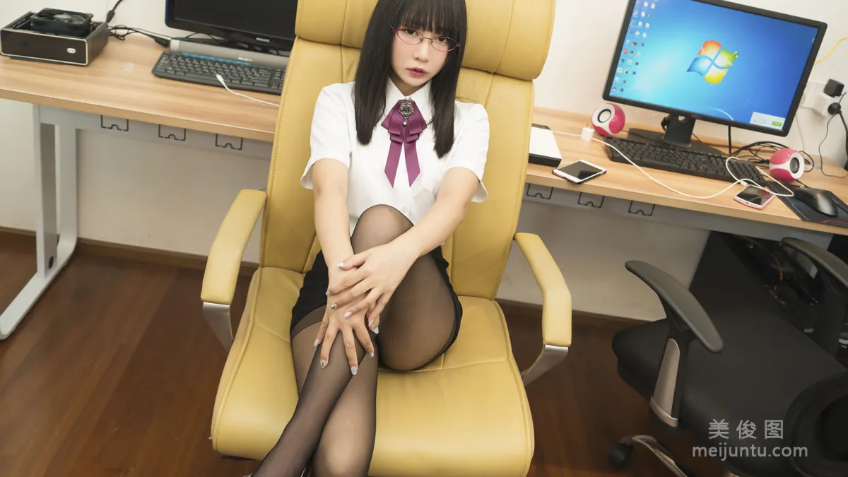 銘銘Kizami 《前輩S大課堂》 寫真集 27