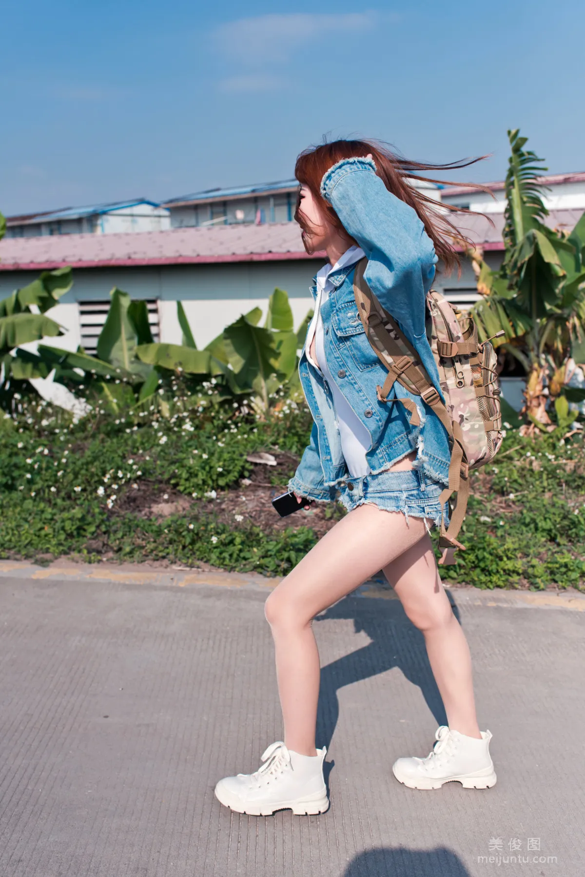 Qingshui Younai, Riding the Wind Street Snap: Light Water Seagull Island RS Denim Street Snap Photo Set photo 20