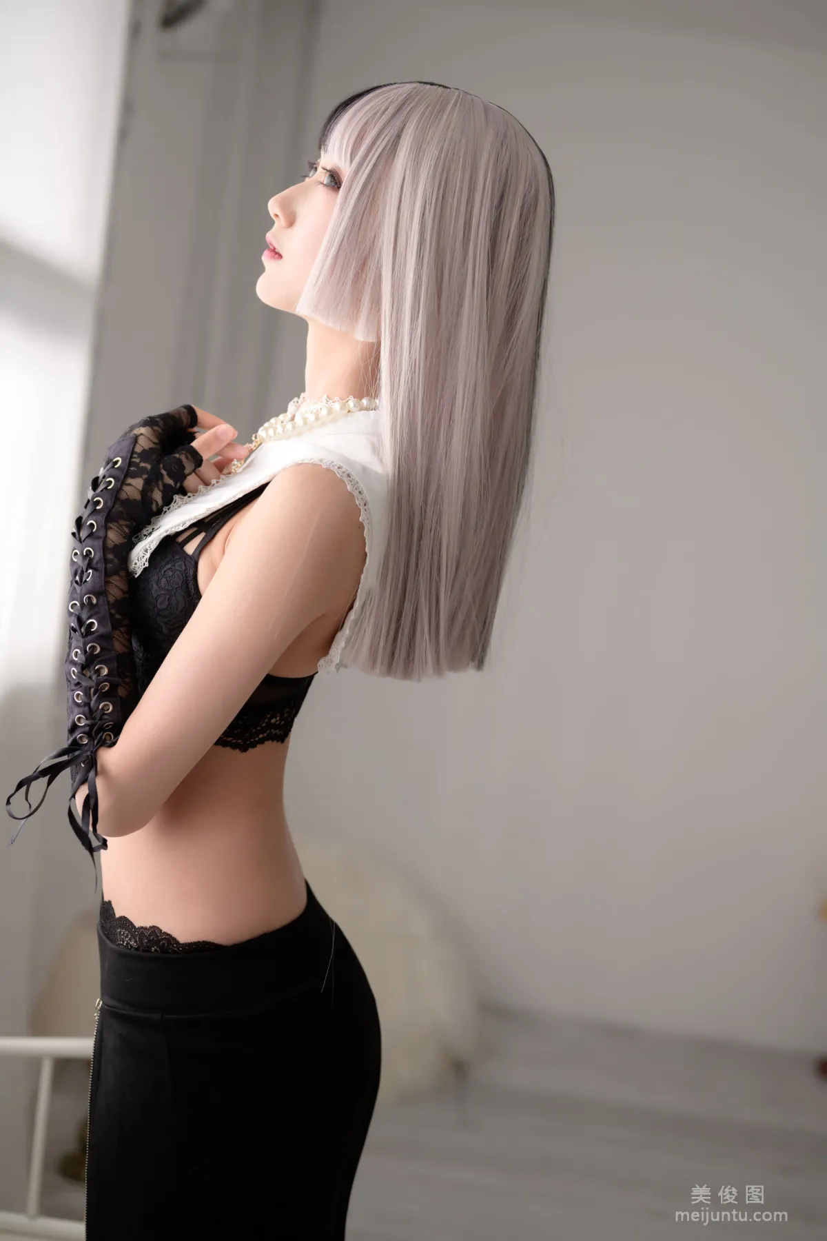 Mu Mianmian OwO [Black and White Nun] Photo Set photo 39
