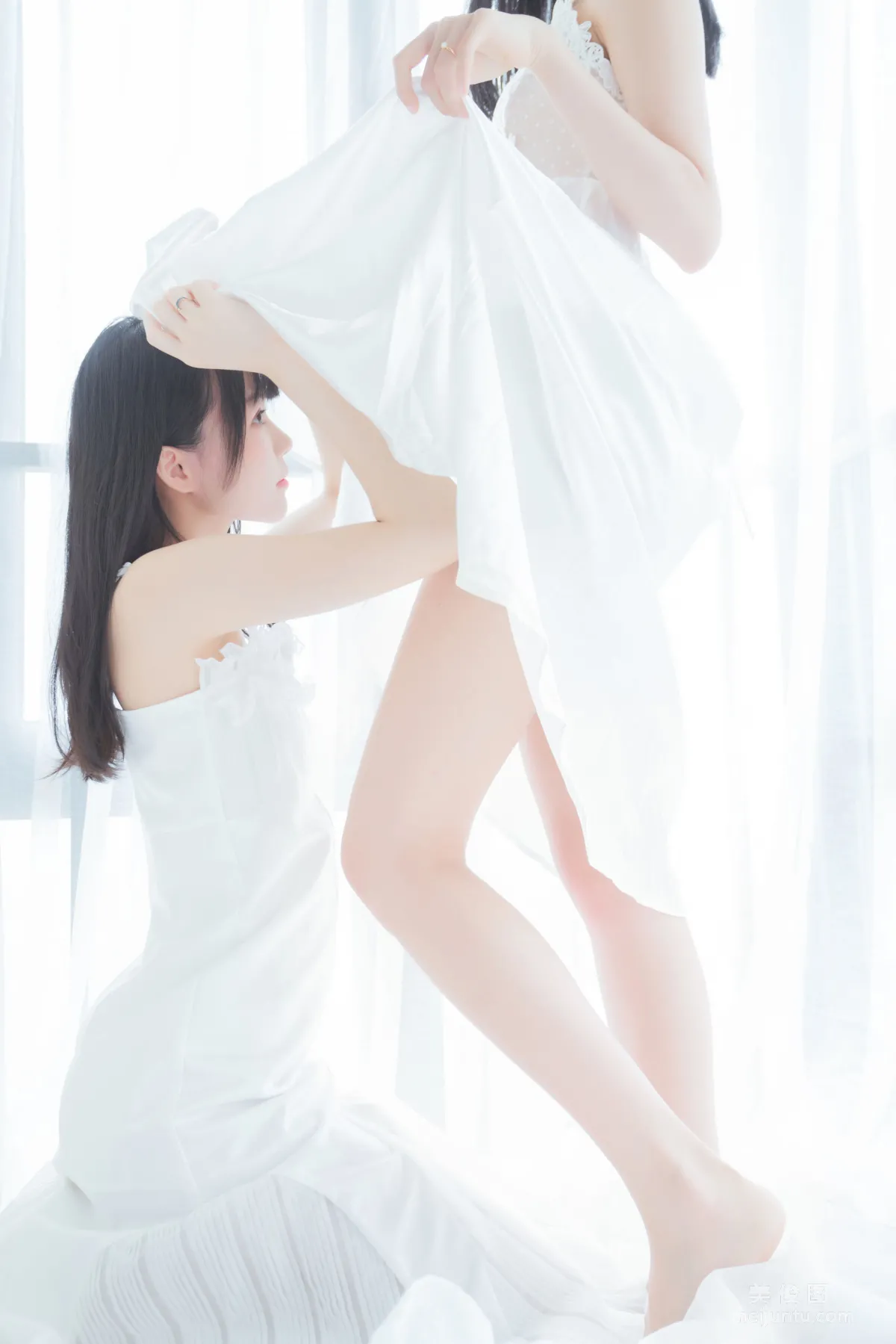 木綿綿OwO&amp;桜桃喵 《朝(白裙×白裙)》 寫真集 27