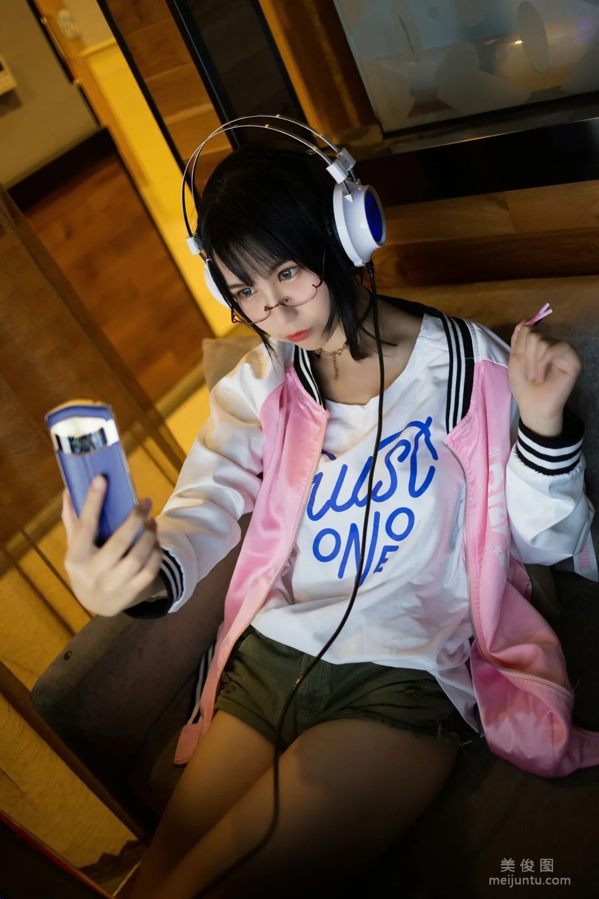 Zhuyue su: Web Idols photo 16