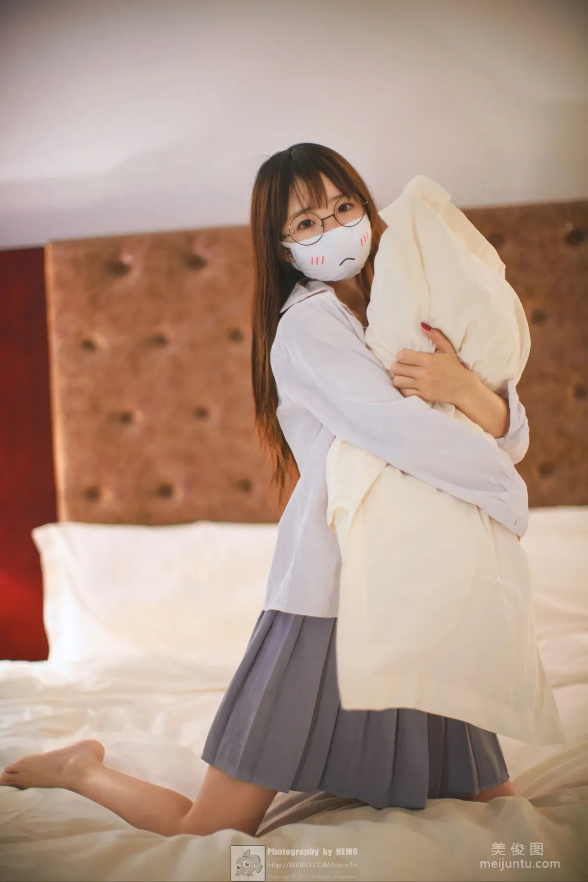 [美女Coser] 禦子Yumiko 《口罩》 寫真集 2