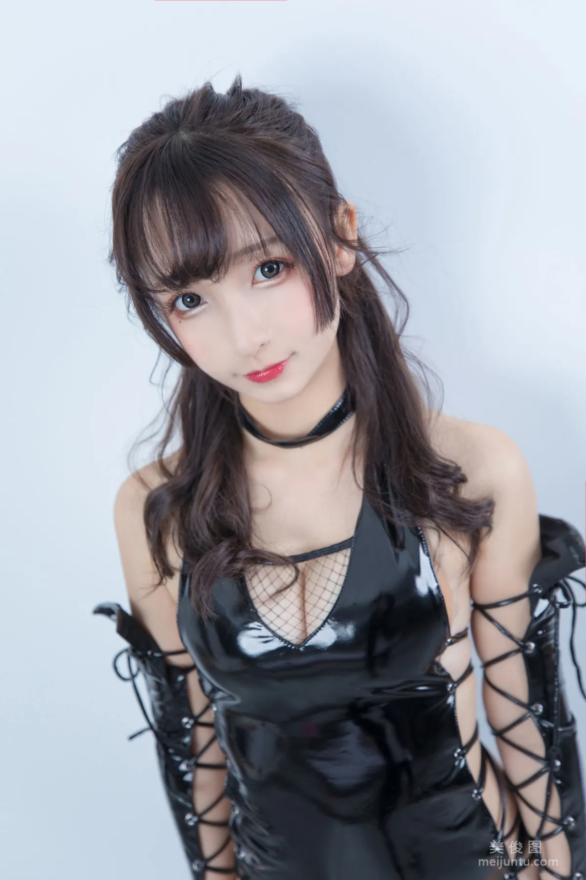 神楽坂真冬 《デンジャラスフラワーｆ》 写真集3