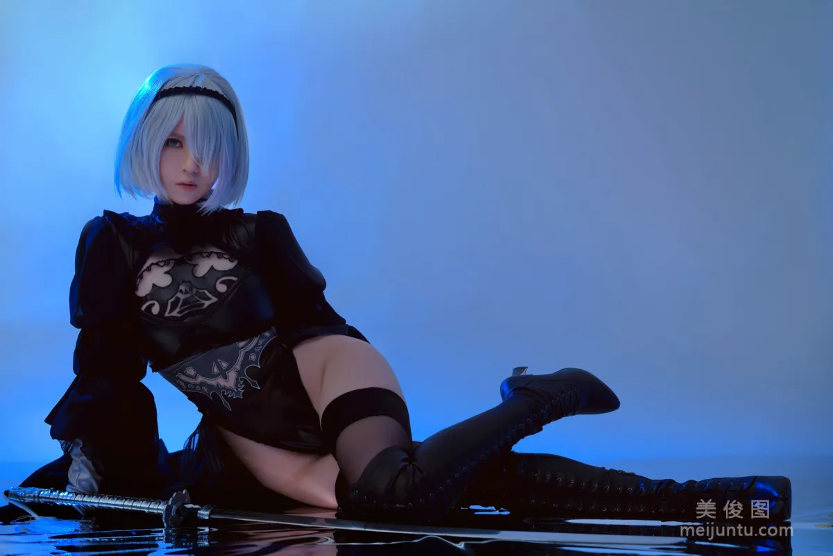Ban Banzi: Web Idols photo 5