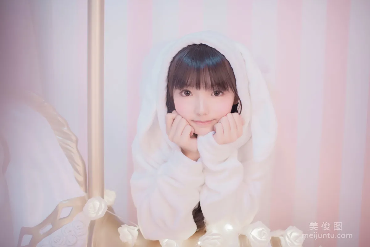 Ying Qun: Web Idols photo 19
