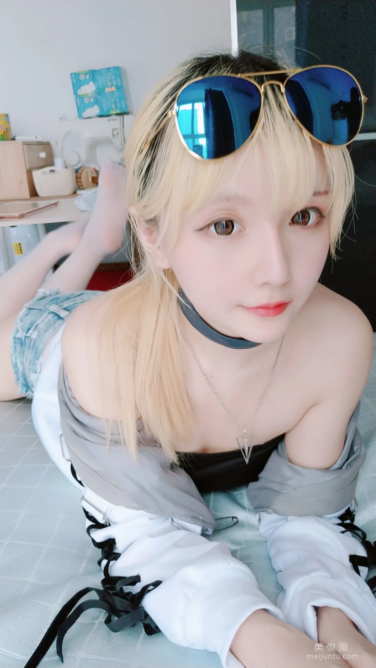 Coser小姐姐星之遲遲 《莉莉絲》 寫真集 30