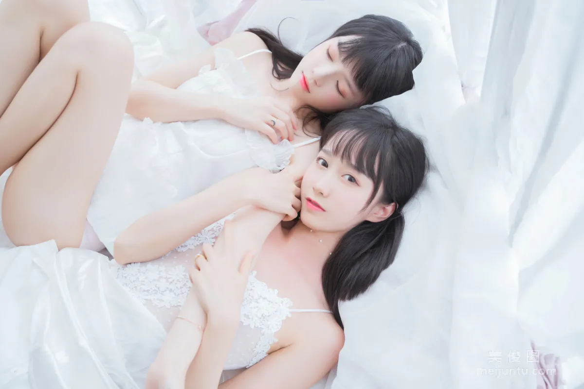木綿綿OwO&amp;桜桃喵 《朝(白裙×白裙)》 寫真集 43