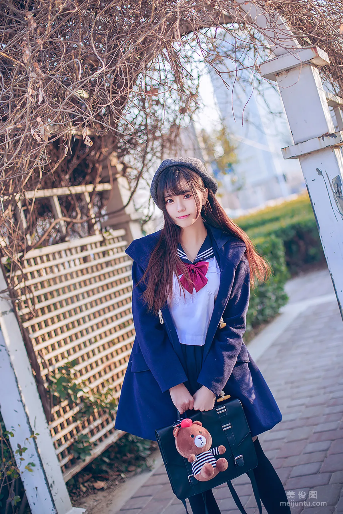 小野妹子w 《JK黑丝》 写真集9