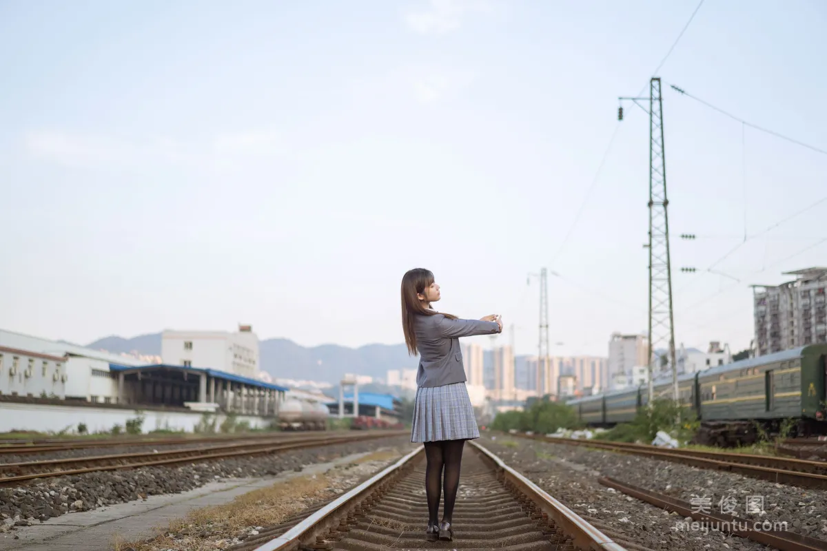 [Web Idols] Ji Jingjiang, Elopement Uniform Photo Set photo 7