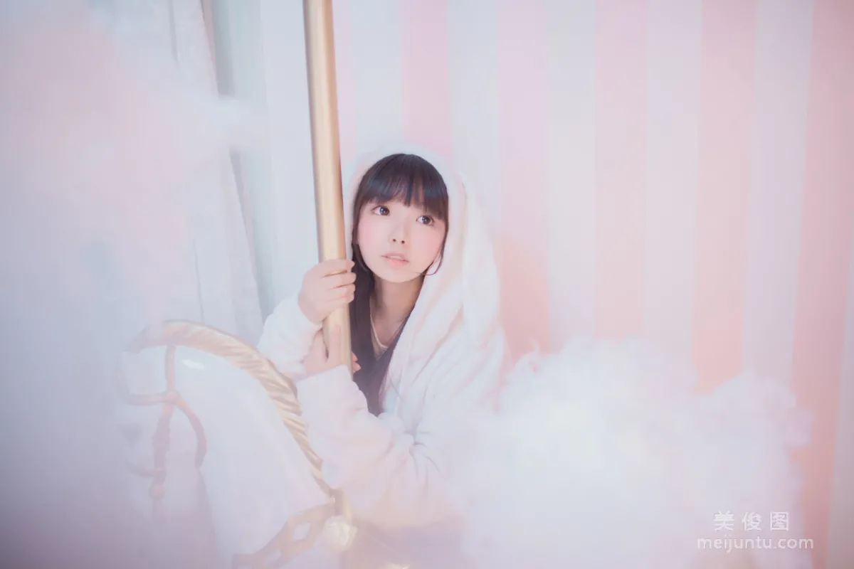 Ying Qun: Web Idols photo 18