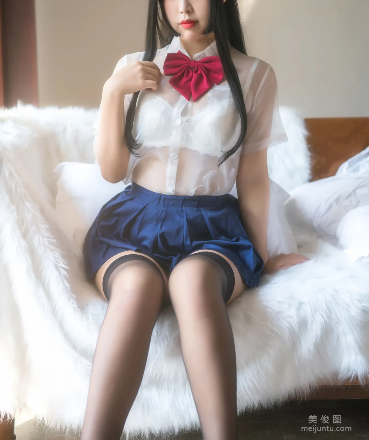 Bai Ye: Web Idols photo 6