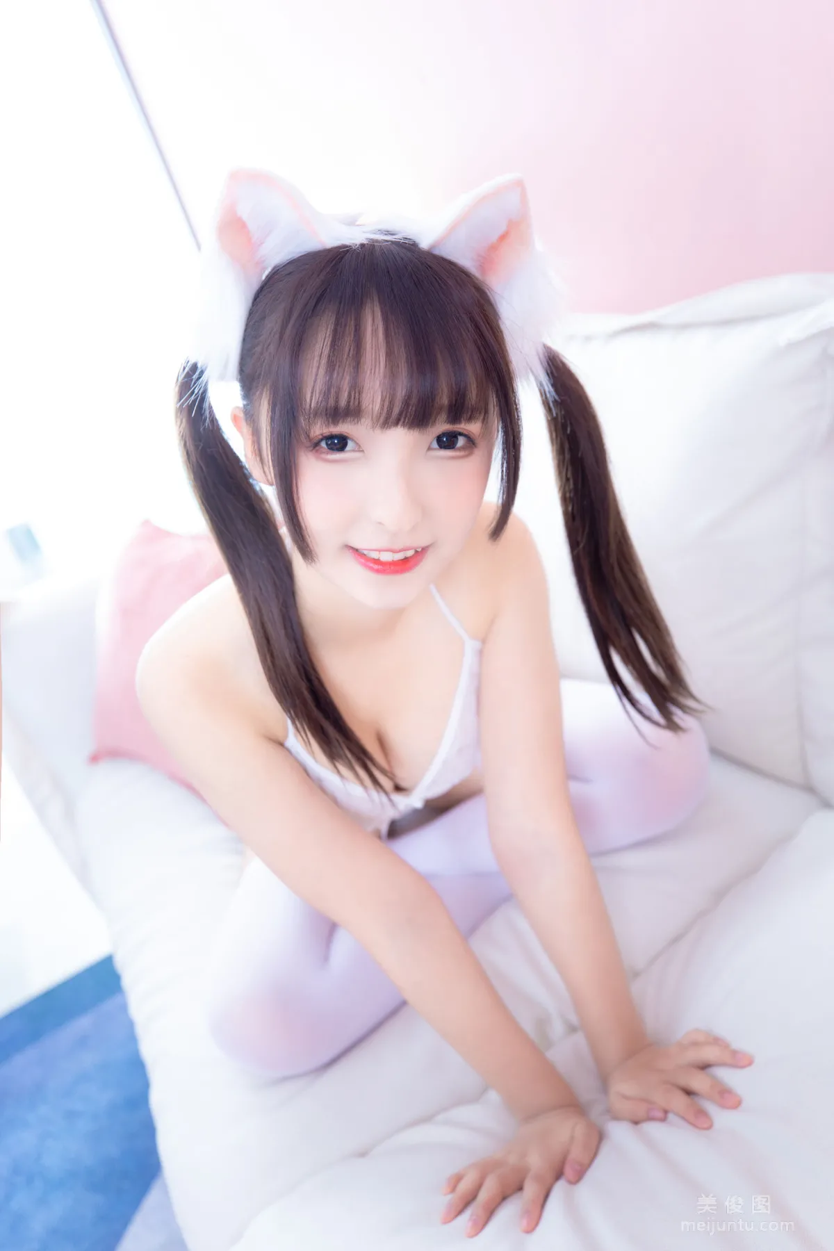 神楽坂真冬 《ねこタイム》 写真集133