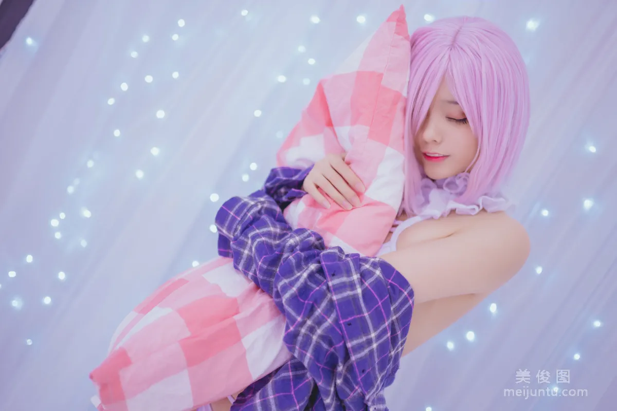 Xiaoye Meizi w "Mash" Photo Set photo 40