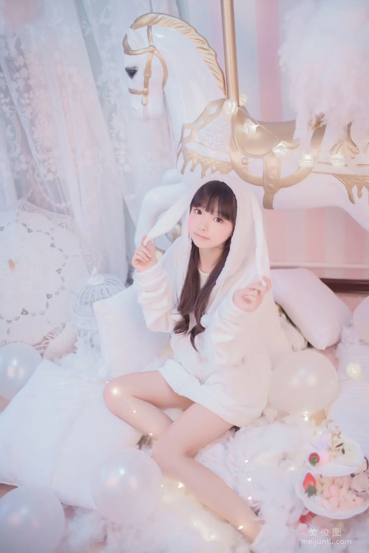 Ying Qun: Web Idols photo 15