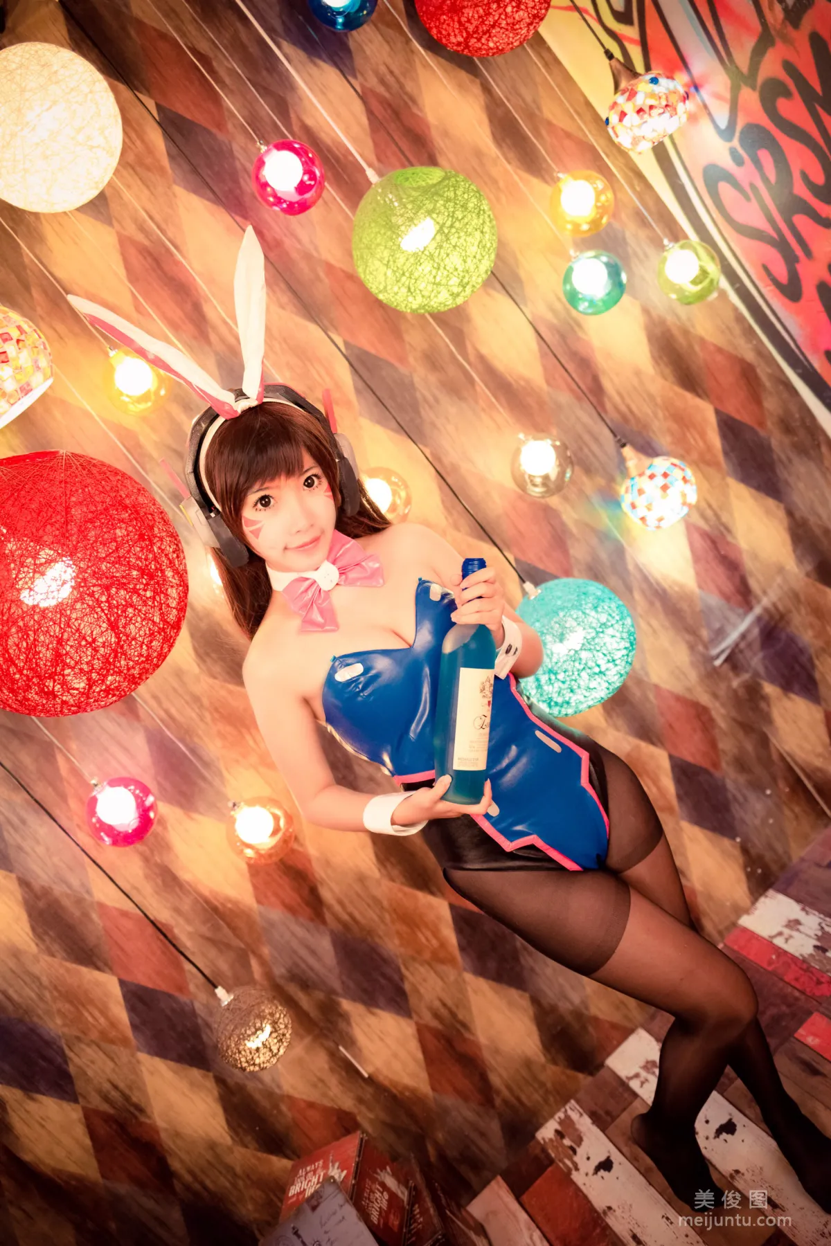 蜜嘟喵 《DVA兔女郎》 寫真集 2