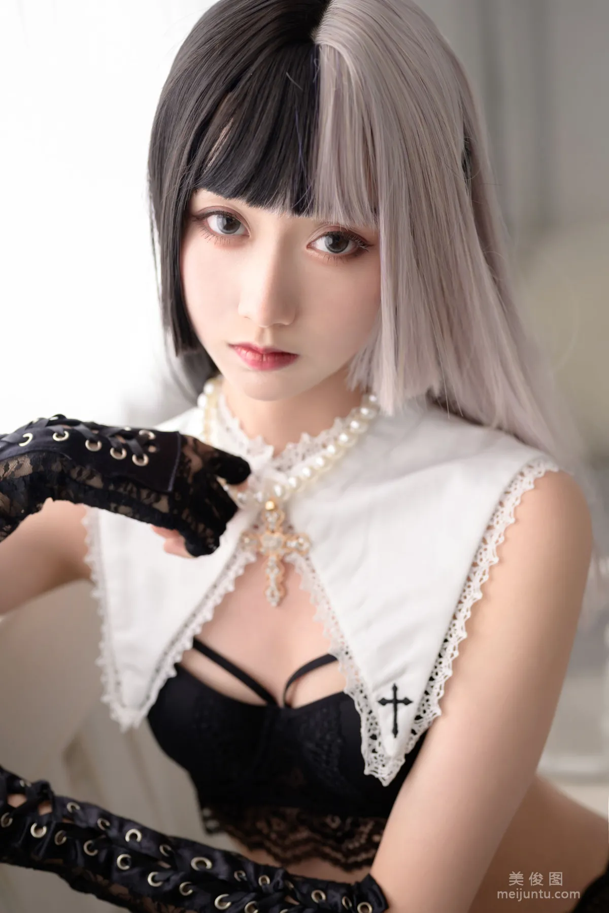Mu Mianmian OwO [Black and White Nun] Photo Set photo 36