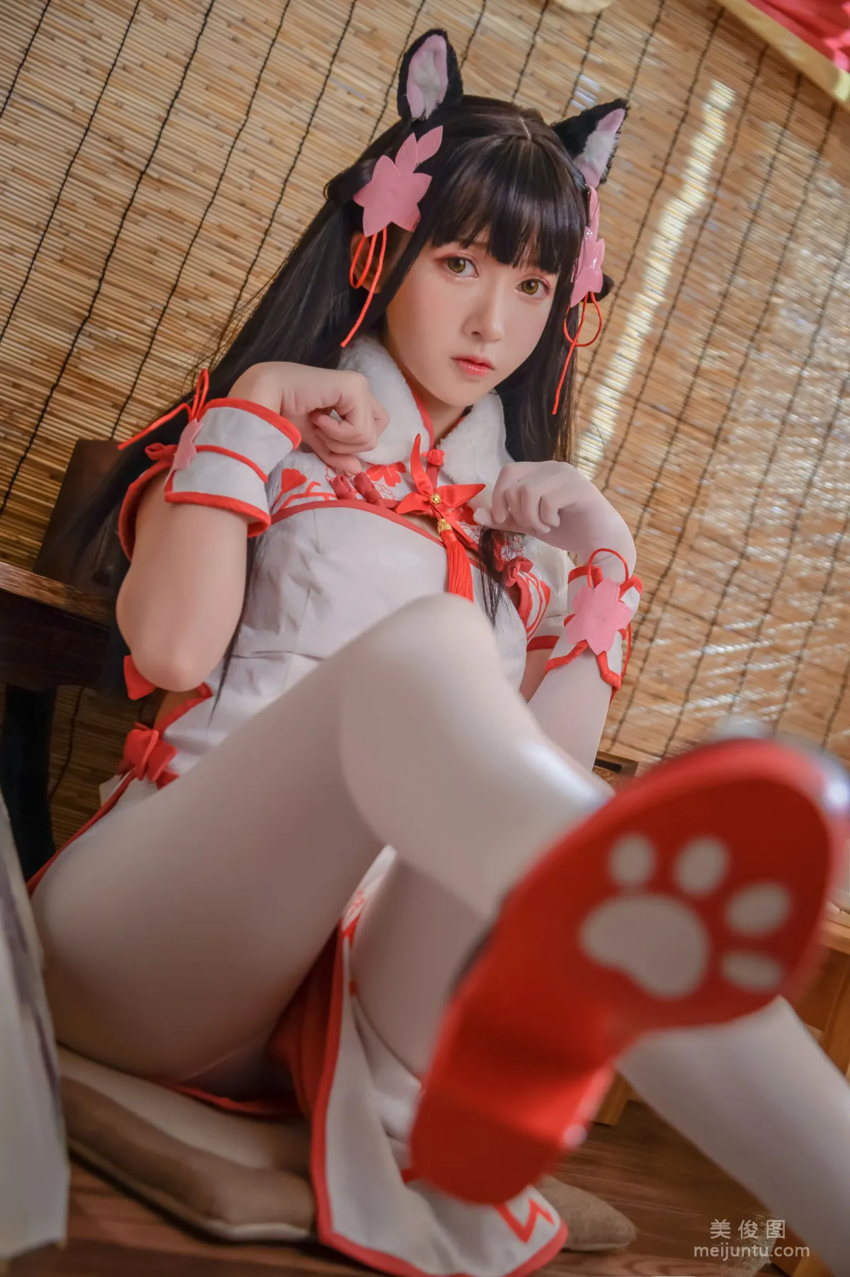 Coser鳗鱼霏儿 《碧蓝华裳 夕暮》 写真集13