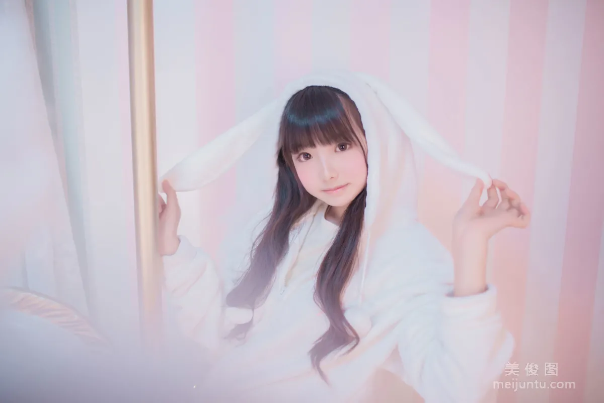 Ying Qun: Web Idols photo 8