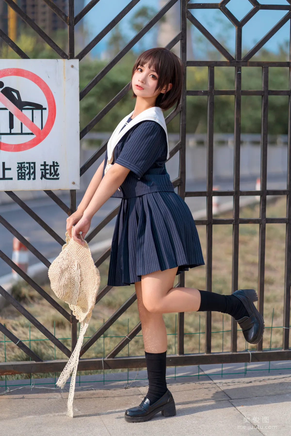 [網紅Coser] 蠢沫沫 《JK制服》 寫真集 14