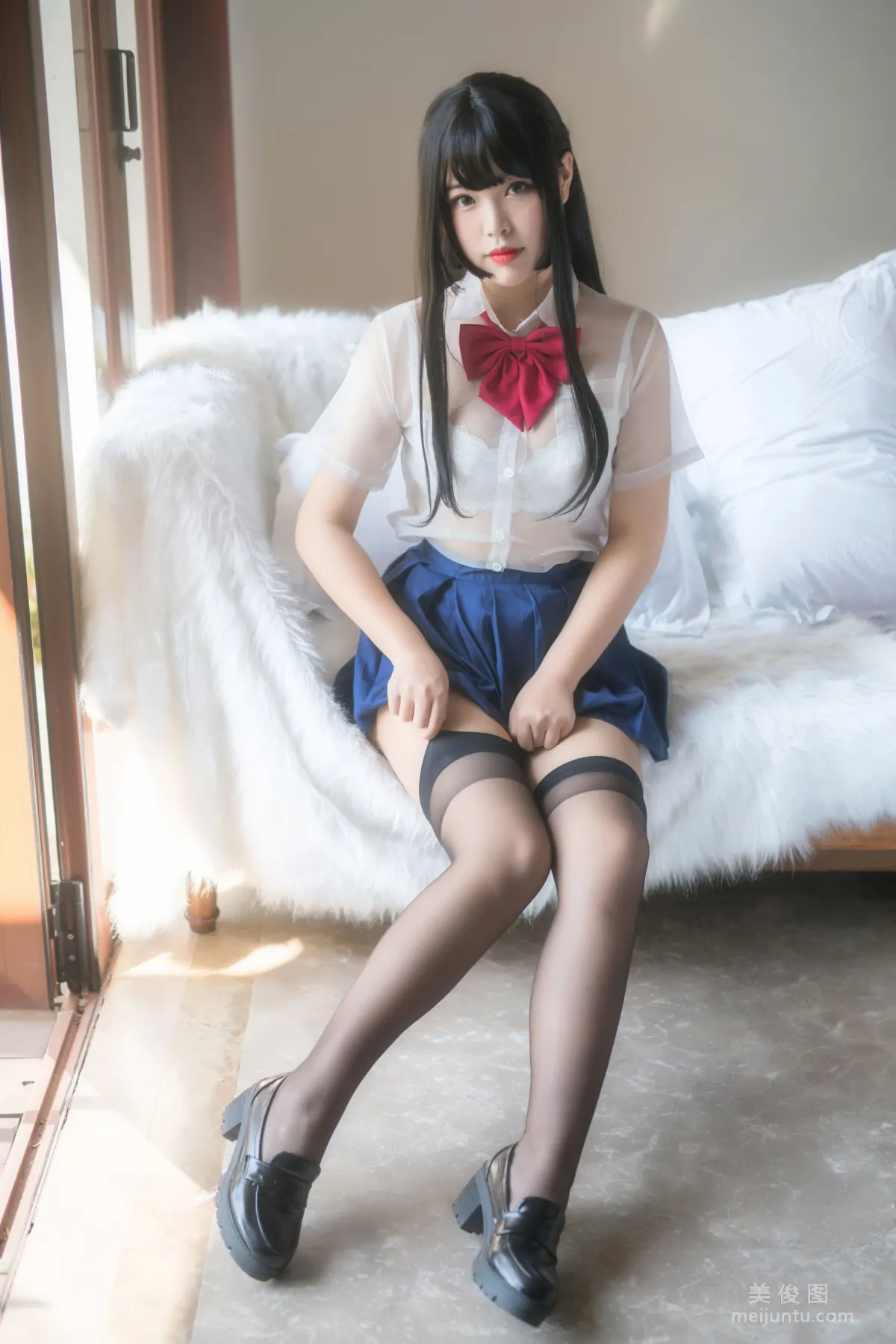 Bai Ye: Web Idols photo 10