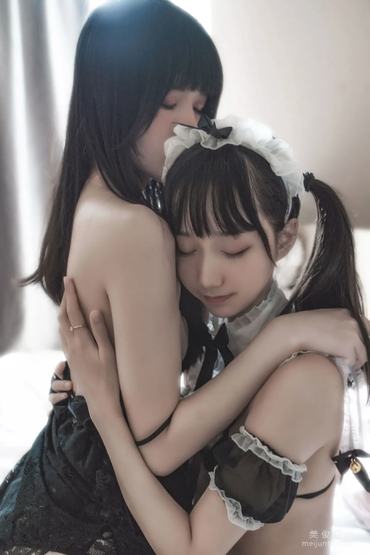 [美女Coser] 木綿綿OwO&amp;桜桃喵 《暮(黑裙×妹抖)》 寫真集 38