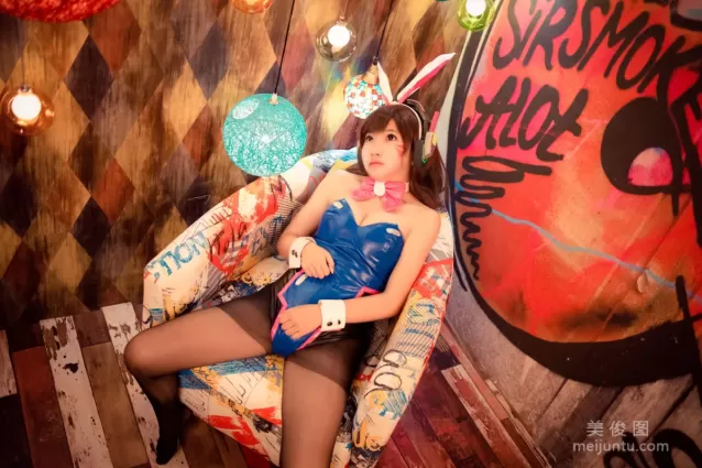 蜜嘟喵 《DVA兔女郎》 寫真集