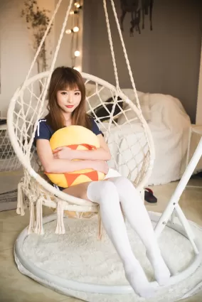 清水由乃 《體操服白絲》 寫真集