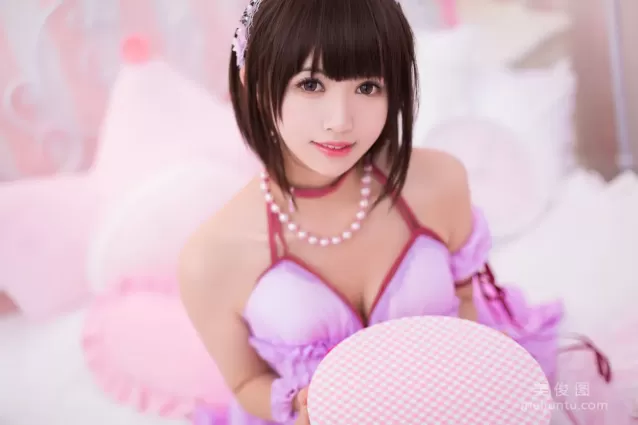 [Coser美女] 鳗魚霏兒 《聖人惠 睡衣》 寫真集