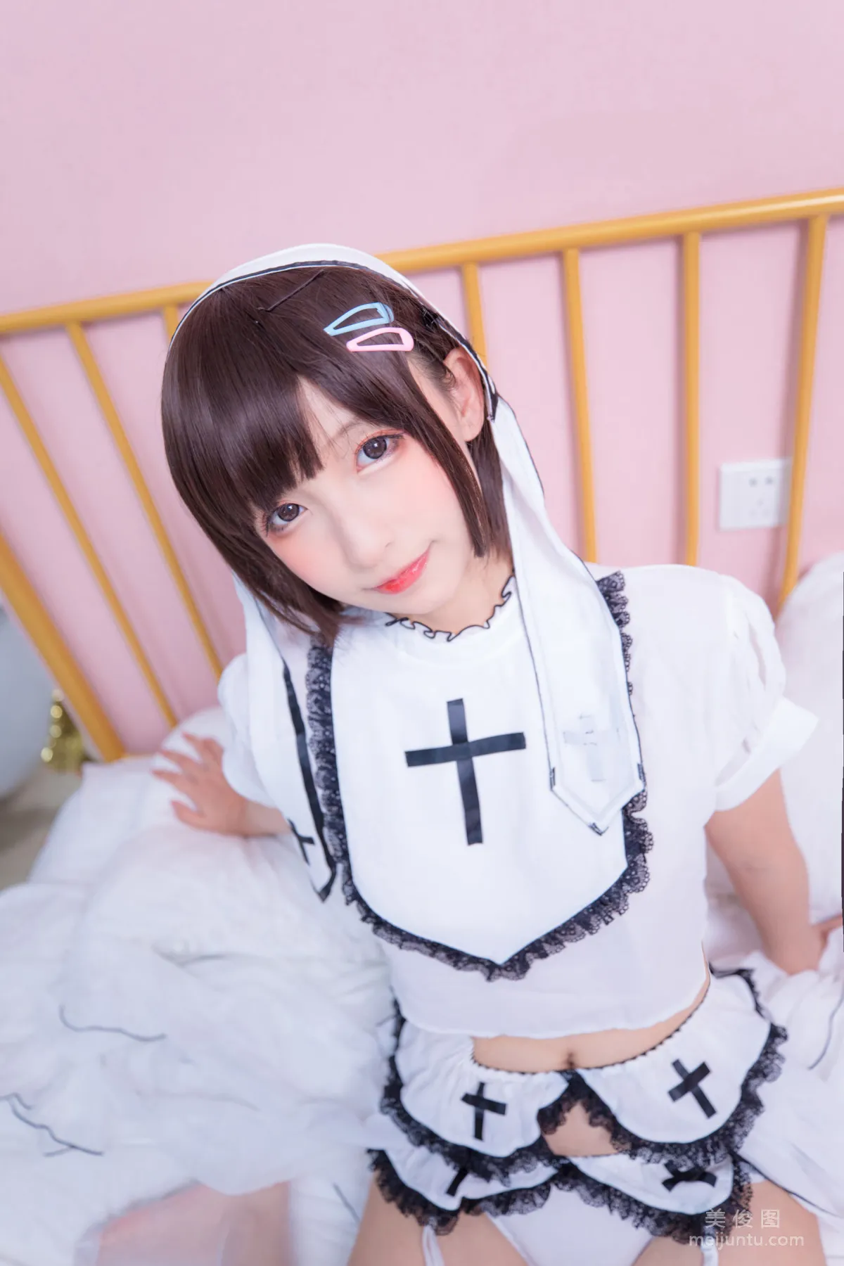 神楽坂真冬 《百合(ラブレター)》 寫真集 122