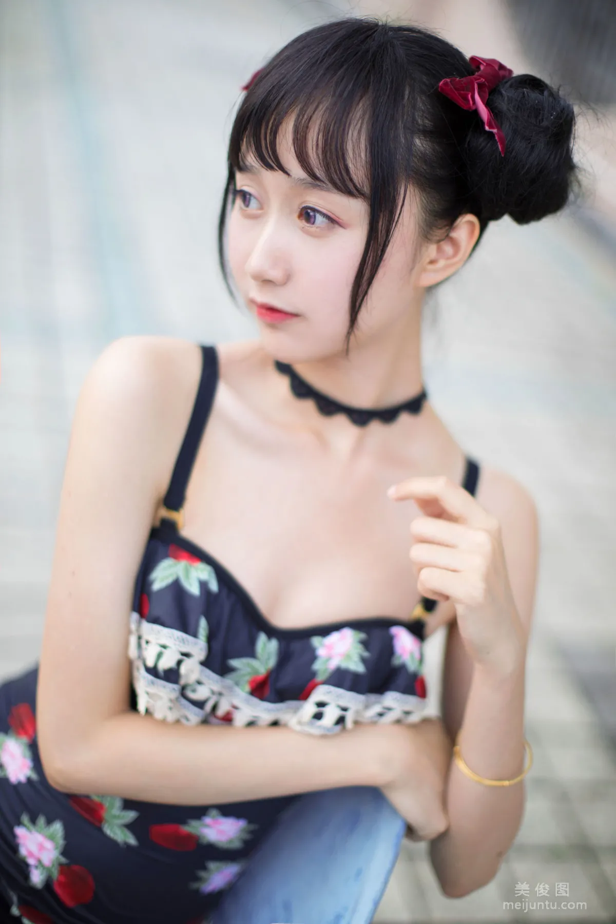 木绵绵OwO 《草莓泳衣》 写真集40