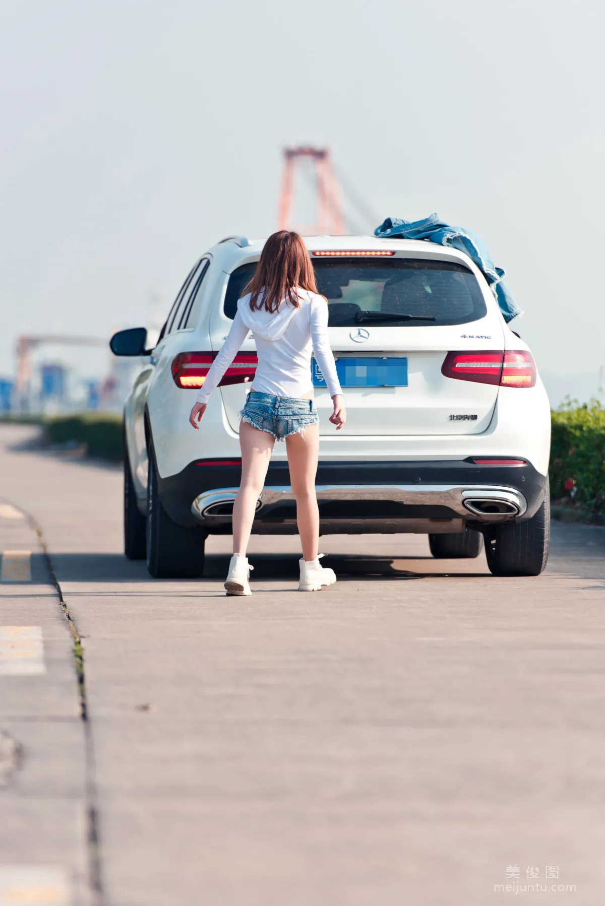 Qingshui Younai, Riding the Wind Street Snap: Light Water Seagull Island RS Denim Street Snap Photo Set photo 89