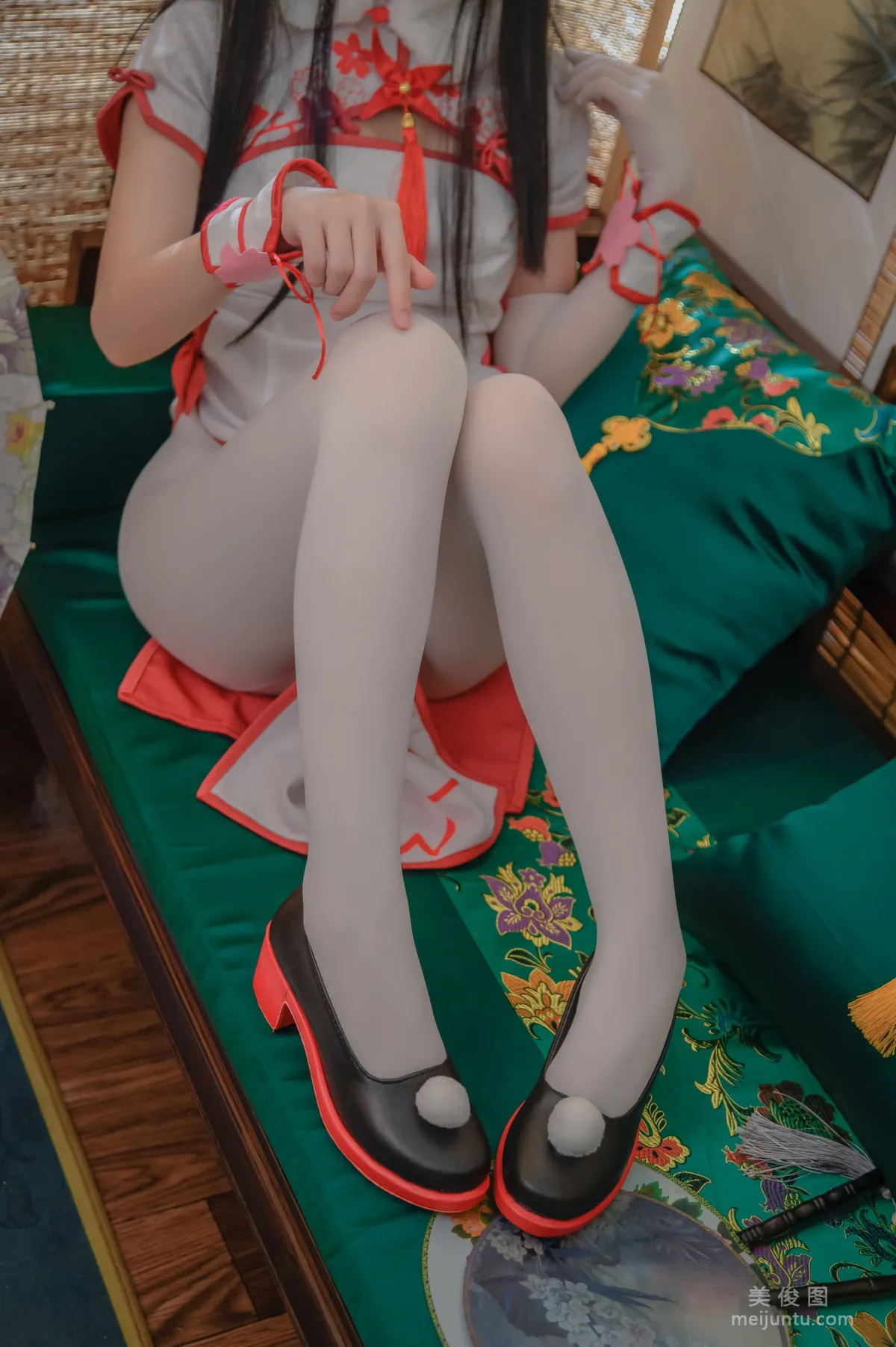 Coser鳗鱼霏儿 《碧蓝华裳 夕暮》 写真集9