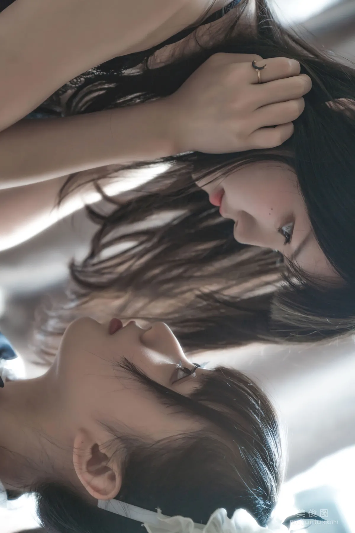 [美女Coser] 木綿綿OwO&amp;桜桃喵 《暮(黑裙×妹抖)》 寫真集 47