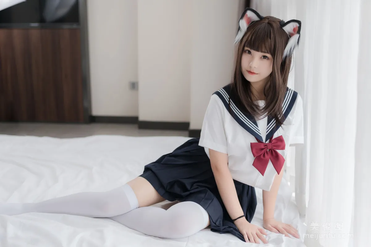 蜜汁猫裘 《猫耳JK》 写真集8