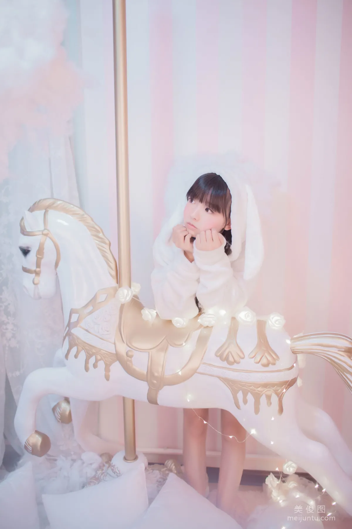 Ying Qun: Web Idols photo 20