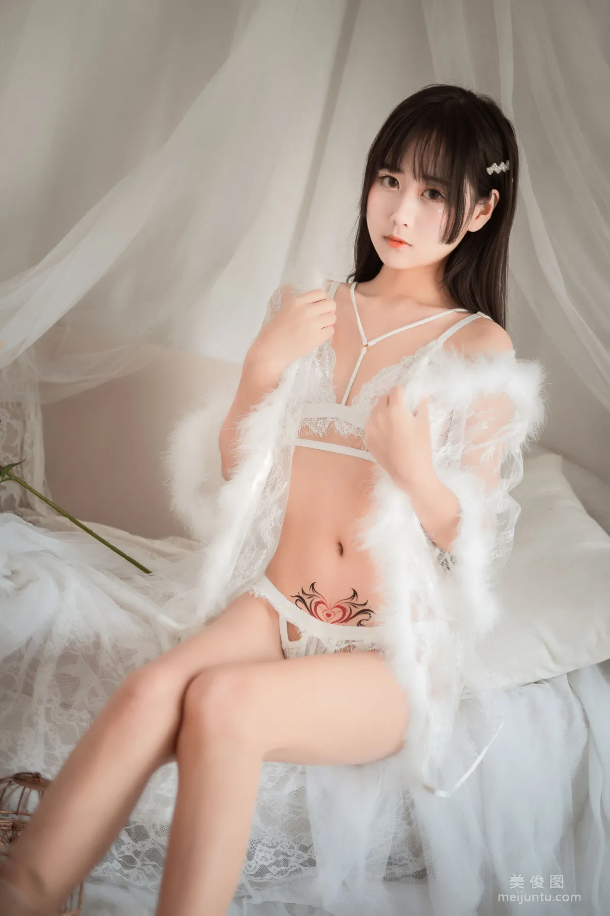 COS Beautiful Girl Mengyaer o0, Plush Underwear Photo Set photo 3