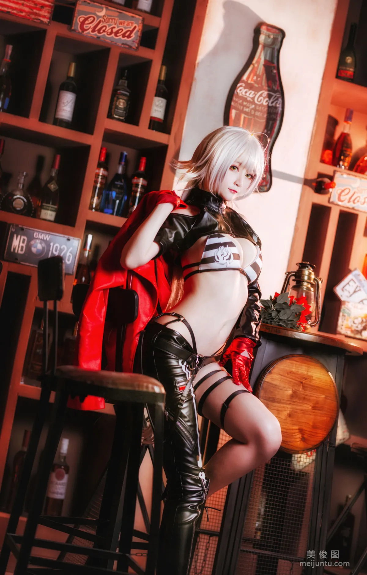 [美女Coser] yui金鱼 《贞德》 写真集4