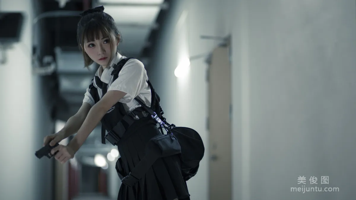Qi Tailang: Web Idols photo 2