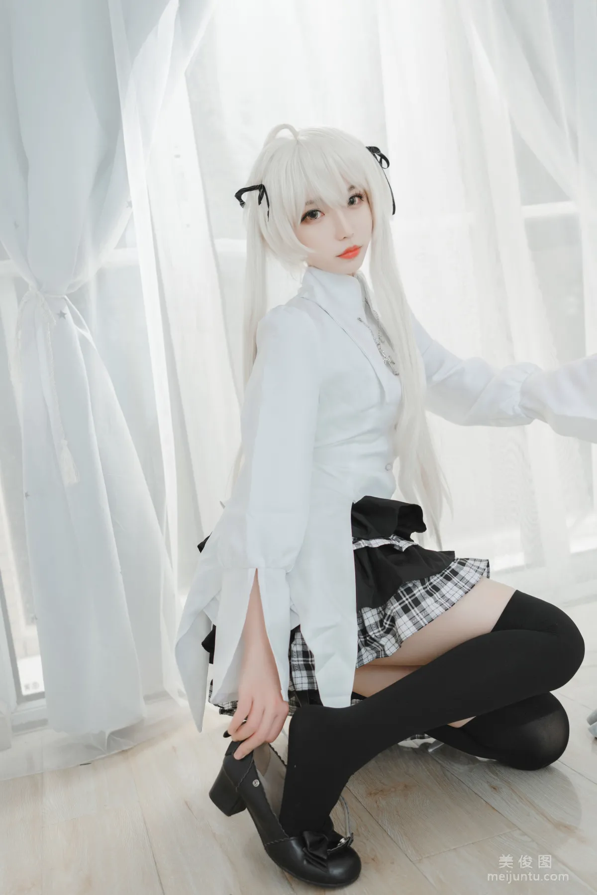 Coser白易子教主 《哥特》 写真集2