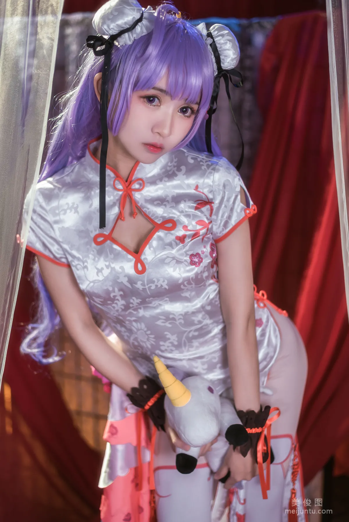 [Coser美女] 鳗鱼霏儿 《碧蓝华裳 独角兽》 写真集4
