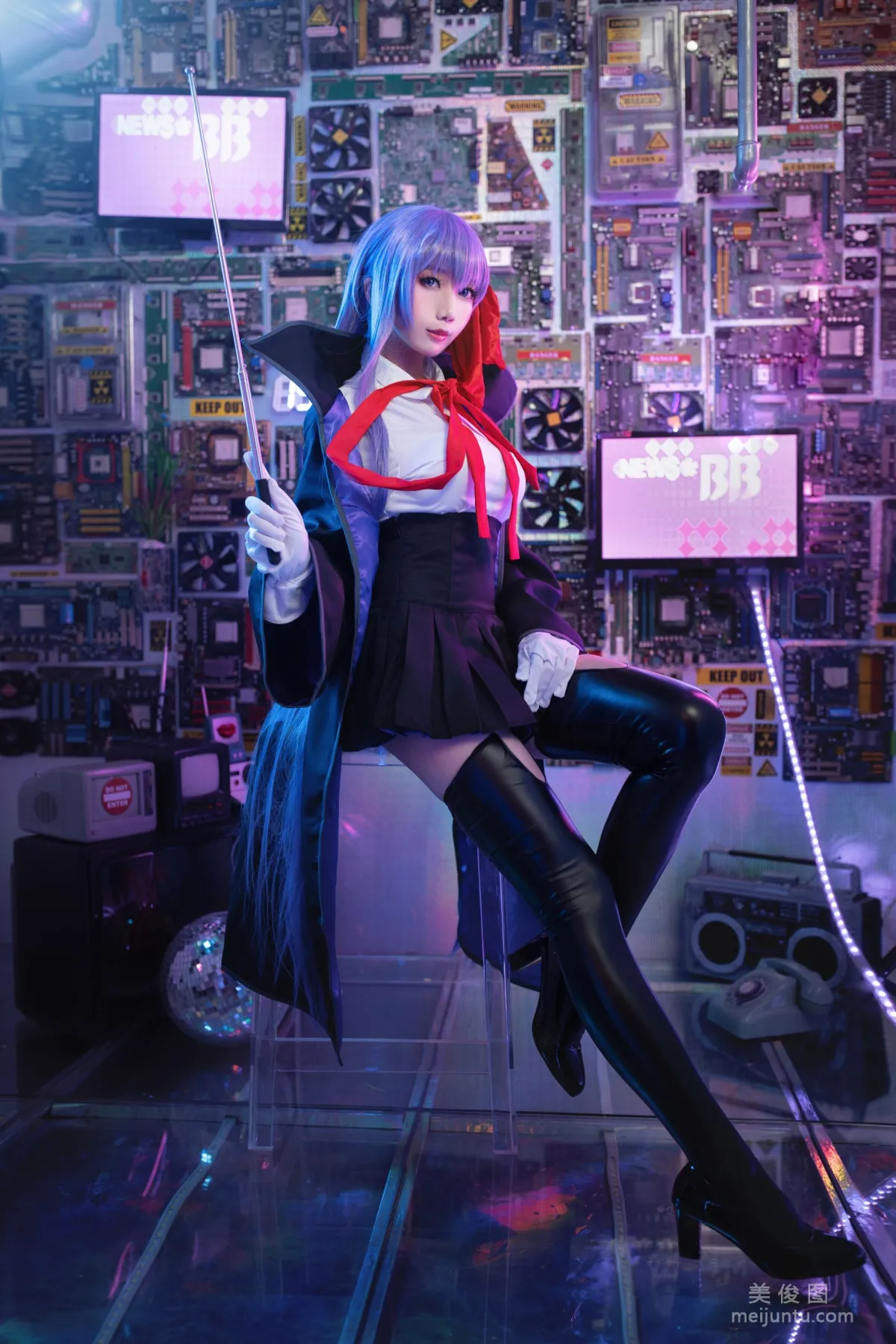 Coser迷失人形QUQ 《BB》 寫真集 2
