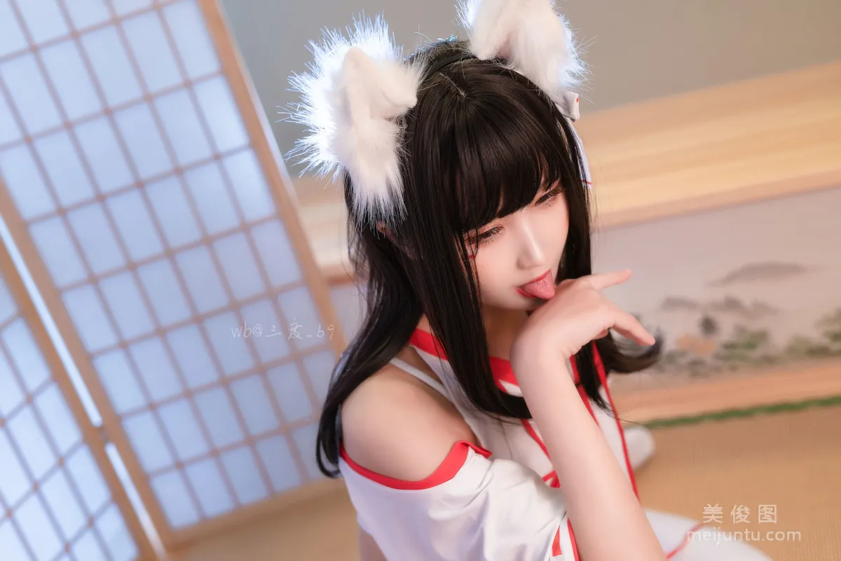 [Coser美女] 三度_69 《狐巫女》 写真集4